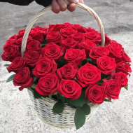 Корзина из 39 красных роз Корзина из 39 красных роз