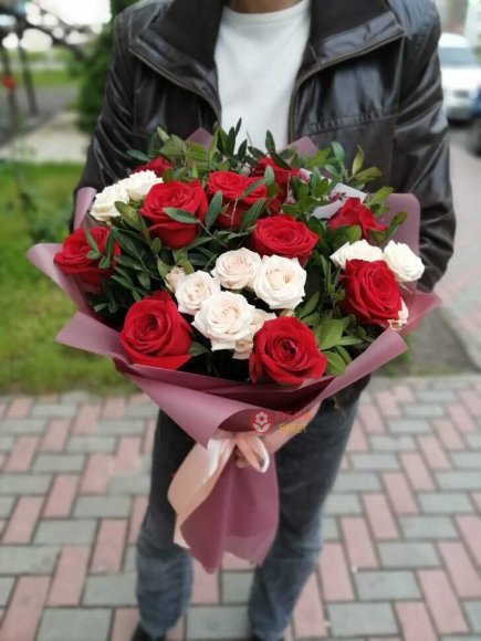 Букет цветов «Утренняя прохлада» заказать за 4 113 руб. с доставкой Букет цветов «Утренняя прохлада» заказать за 4 113 руб. с доставкой